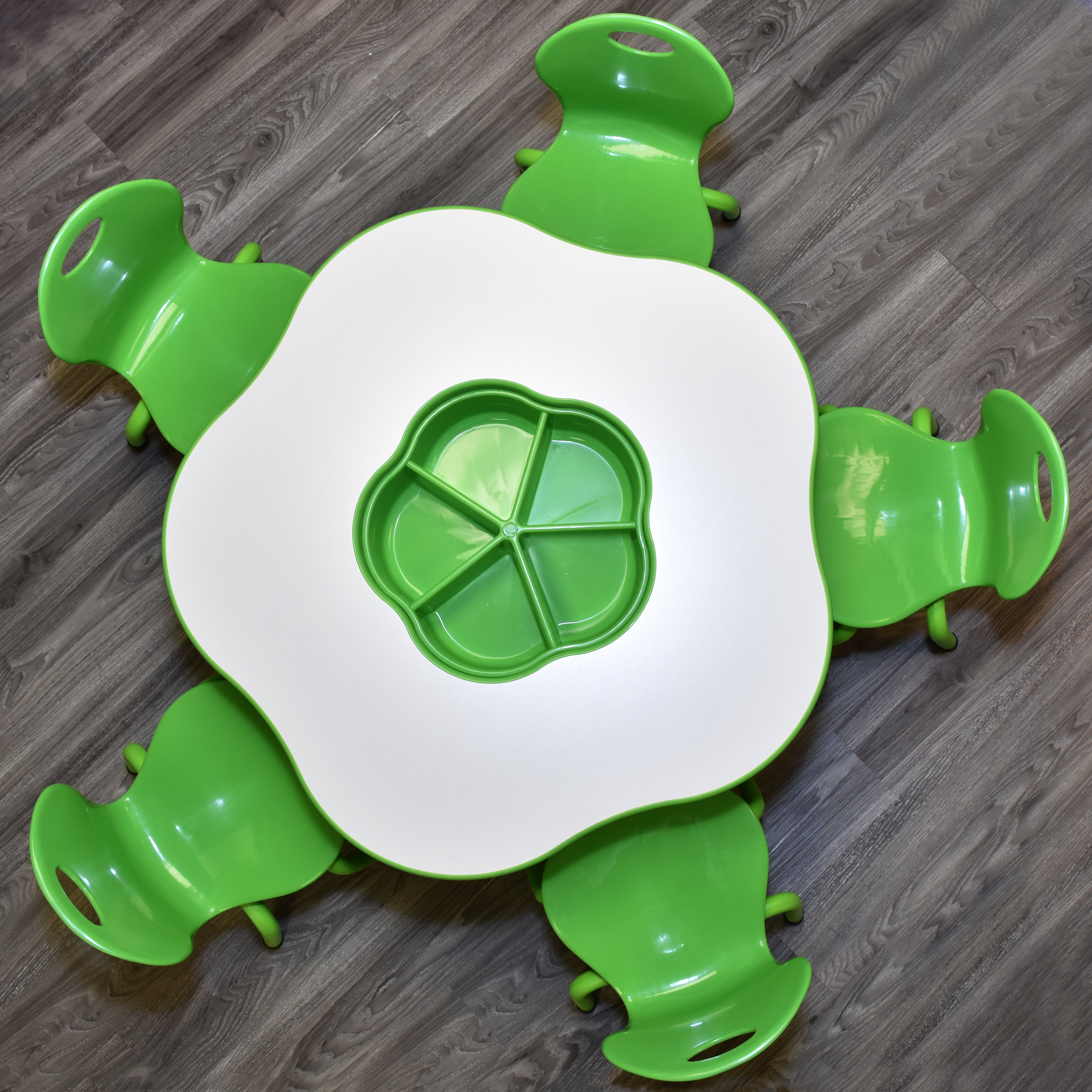 Cloud Table with 5 Metal Chairs Set