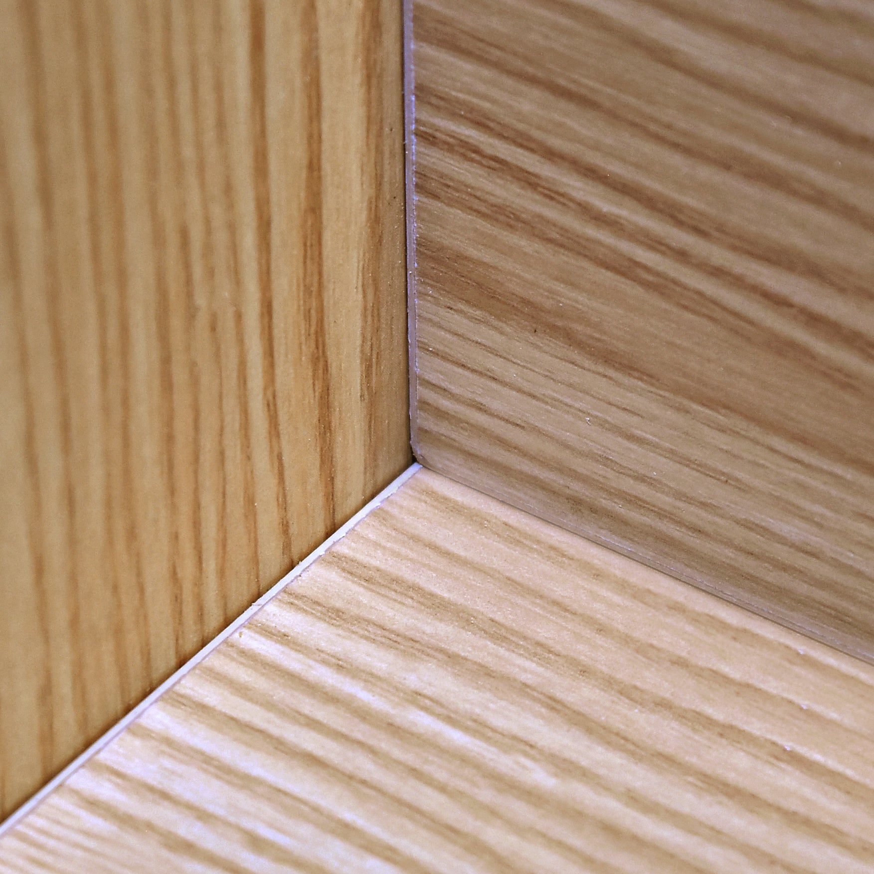 Kidicare - Changing Table with Stairs